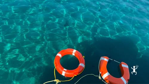 Corporate team building activity with boat tour of the Cilento coast from Agropoli, Salerno Italy