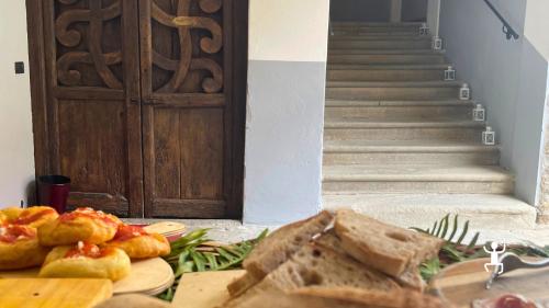 Cours de cuisine de conserves en tout genre au château de Stella Cilento en Campanie