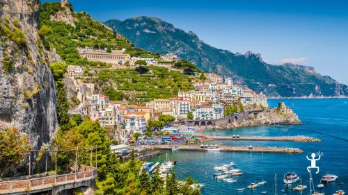 Tour on a 12-meter boat full of comfort and distinctive style on the Amalfi Coast in Campania, with departure options from the ports of Amalfi, Minori, Maiori, Praiano, or Positano.