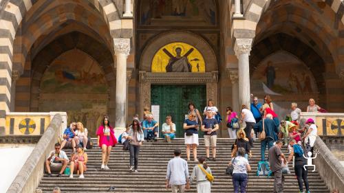 Vespa Tours of the Amalfi Coast for Team Building