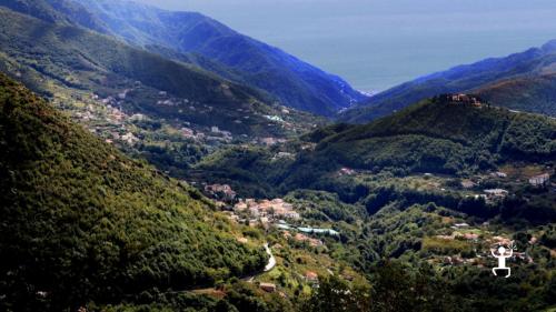 Escursione in bici tra natura e borghi in Costiera amalfitana con guida cicloturistica