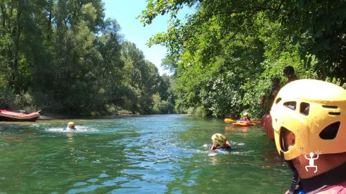 Esperienza con bagno nel fiume limpido Sele e Tanagro in provincia di Salerno 