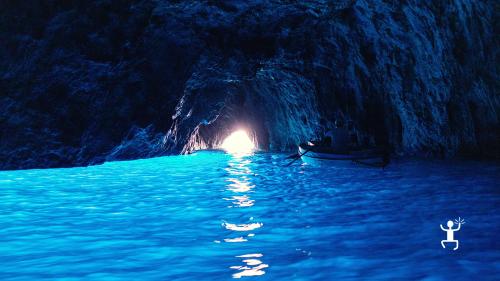 Visit the Blue Grotto of Capri Island by private boat