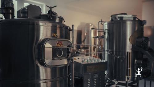 Tour in a brewery with tasting of craft beers and local products in Matese, near Caserta in Campania