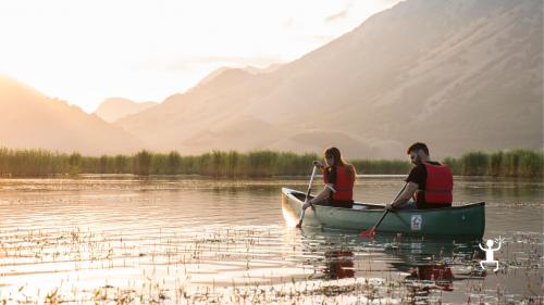 Experience for couples canoeing at sunset in the Matese in Campania