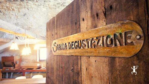 Tasting experience of typical products in Caiazzo in an ancient farmhouse from the 19th century