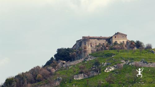 Excursion experience in Campania between Colline di Caiazzo and Villa Santa Croce