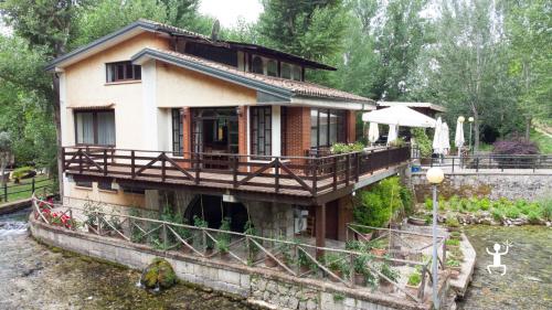 <p><p>Terraced restaurant in Grassano Park</p></p>