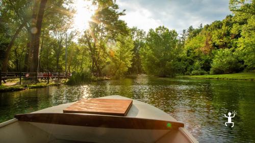 Boat tours on the Rio Grassano in the Telesina Valley