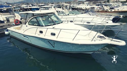 <p><p>Fishing boat experience departing from Sorrento harbour towards Capri and Punta Campanella</p></p>