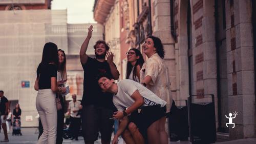 Esperienza di gruppo in Campania a Napoli con esperienza on the road per compleanni e anniversari