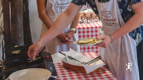 Dimostrazione di cucina con ricette tradizionali campane e ingredienti a chilometro zero a Sorrento