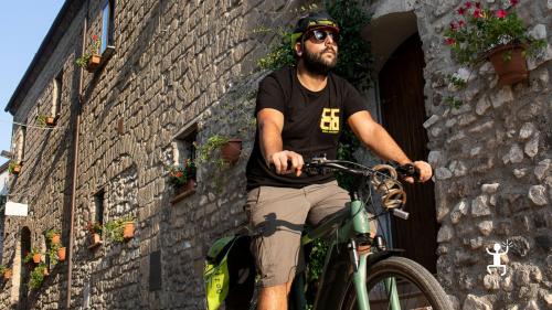 electric bike tour in Caserta for experience in Campania